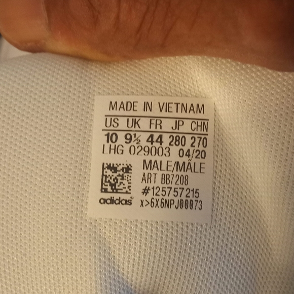 Adidas - Picture 5 of 5